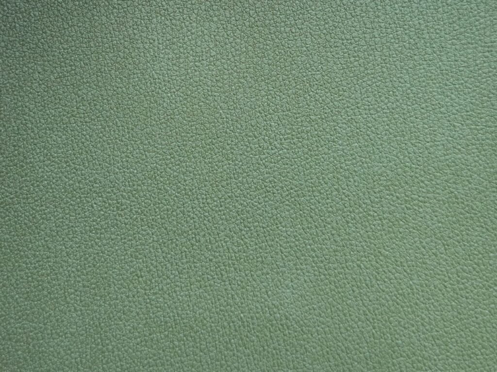 OLIVE GREEN COLOR CHAT