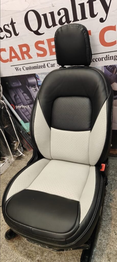 Perfect Premium Car Seat Covers (Apex Auto Industries India) ki diamond-quilted stitching ka close-up, jo product ke mazboot design aur behtareen craftsmanship ko darshata hai